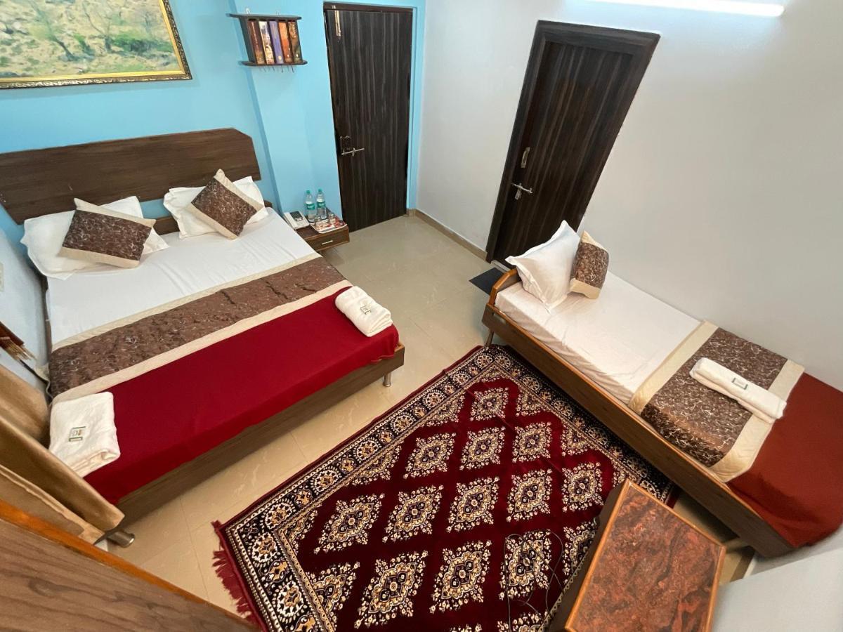 Vrindavan Comfort Inn Hyderabad Exterior foto