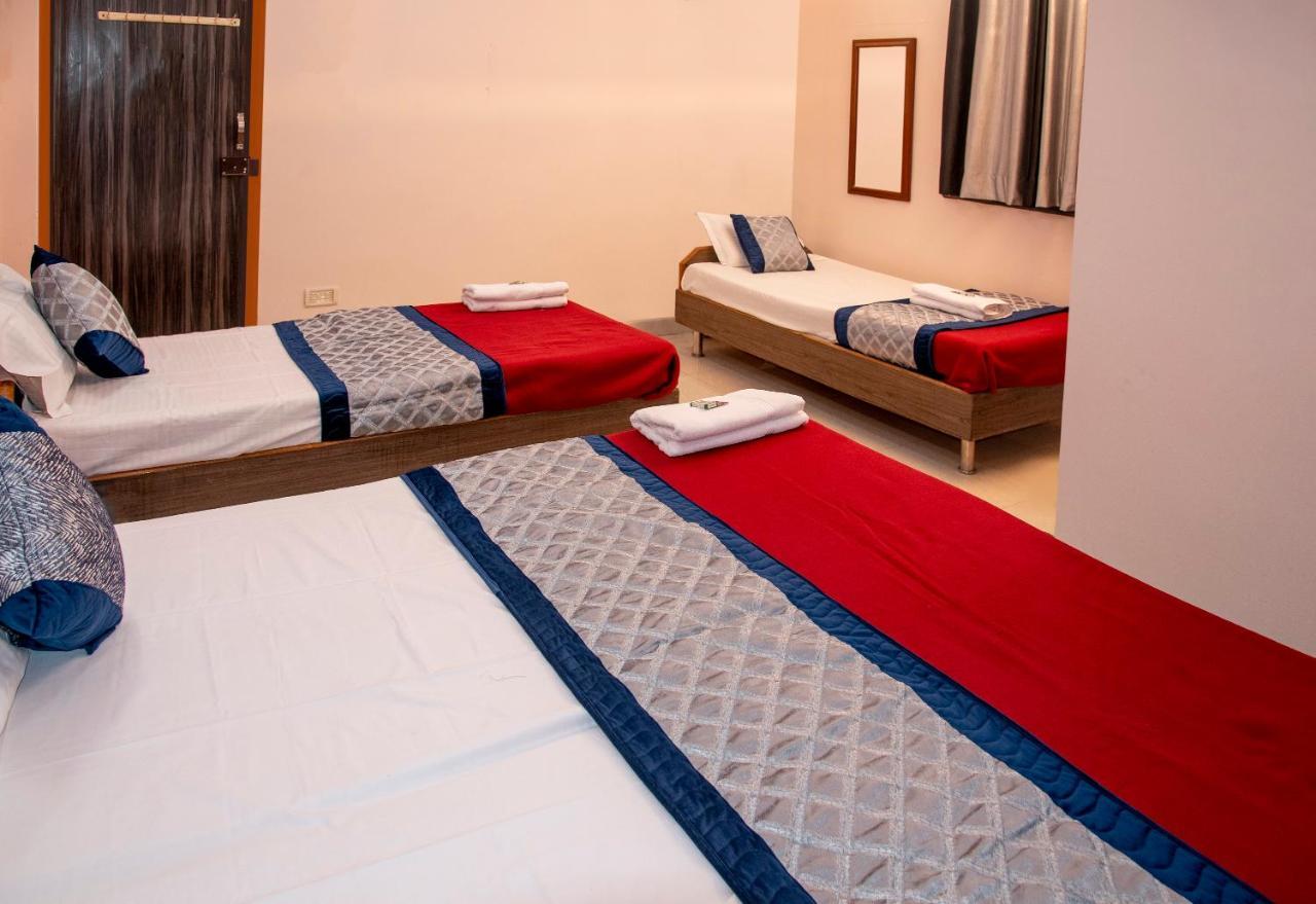 Vrindavan Comfort Inn Hyderabad Exterior foto